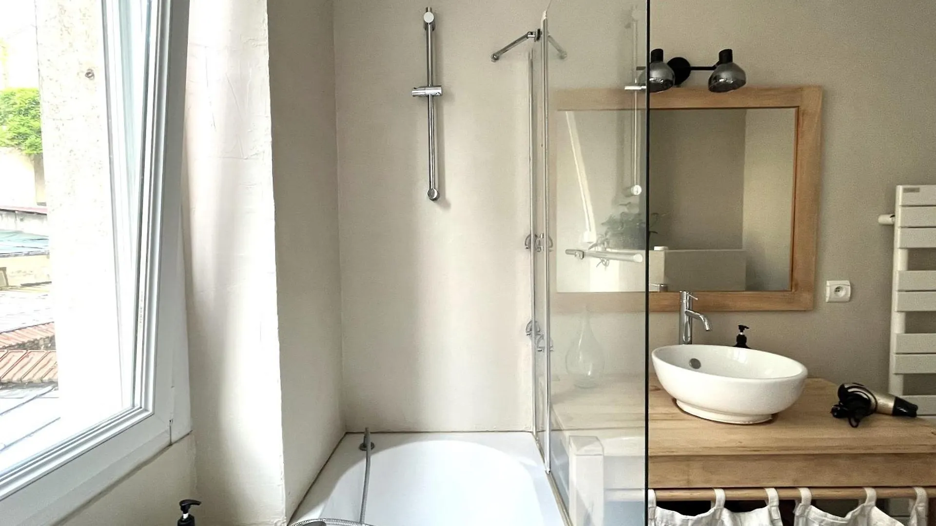 Lovely Haussmannian Flat In Montparnasse París Apartamento